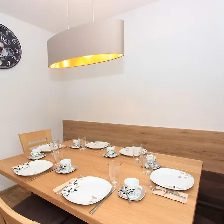 Apartment 6